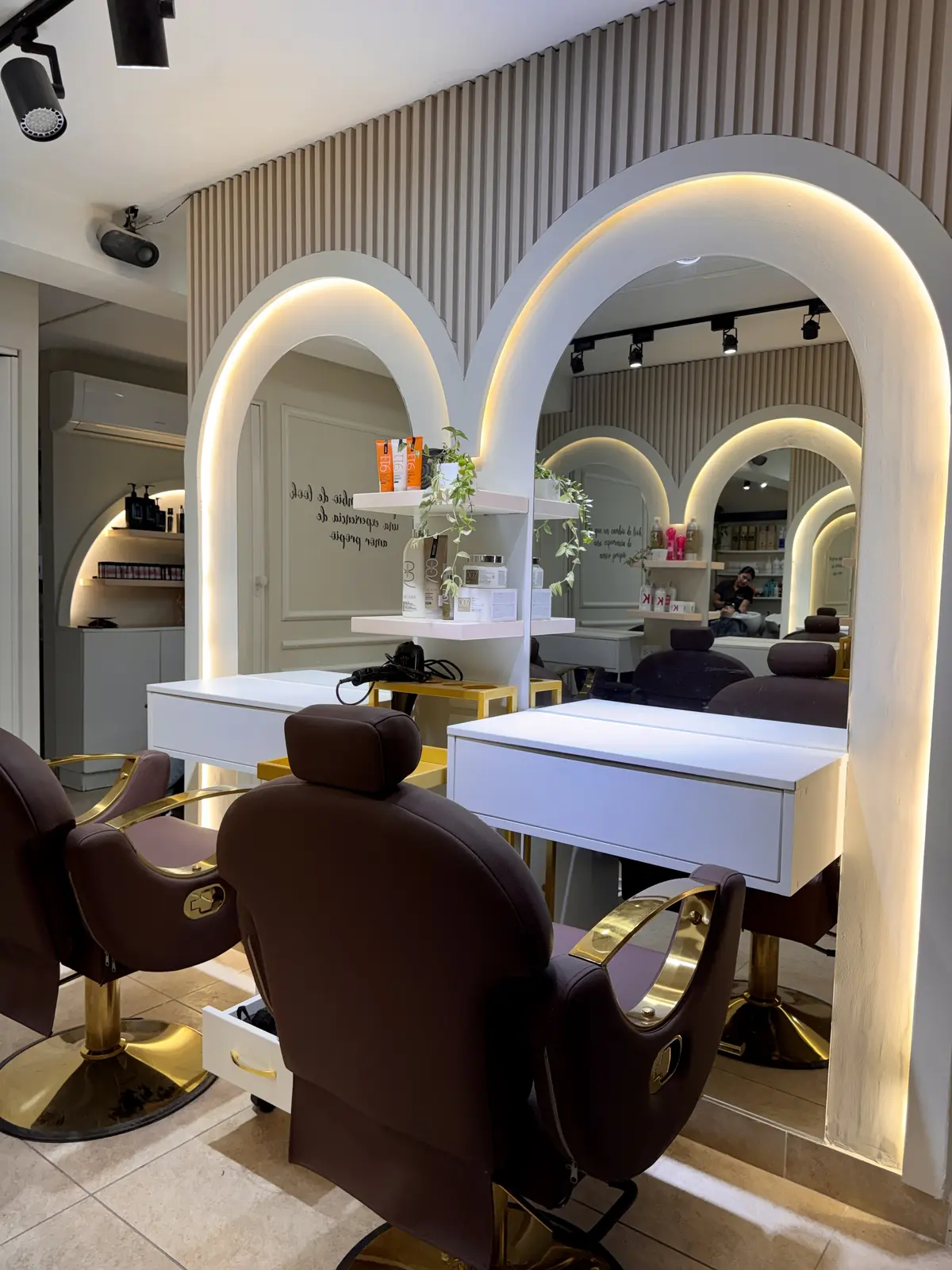 Detalle del interior de SPLEND SALON